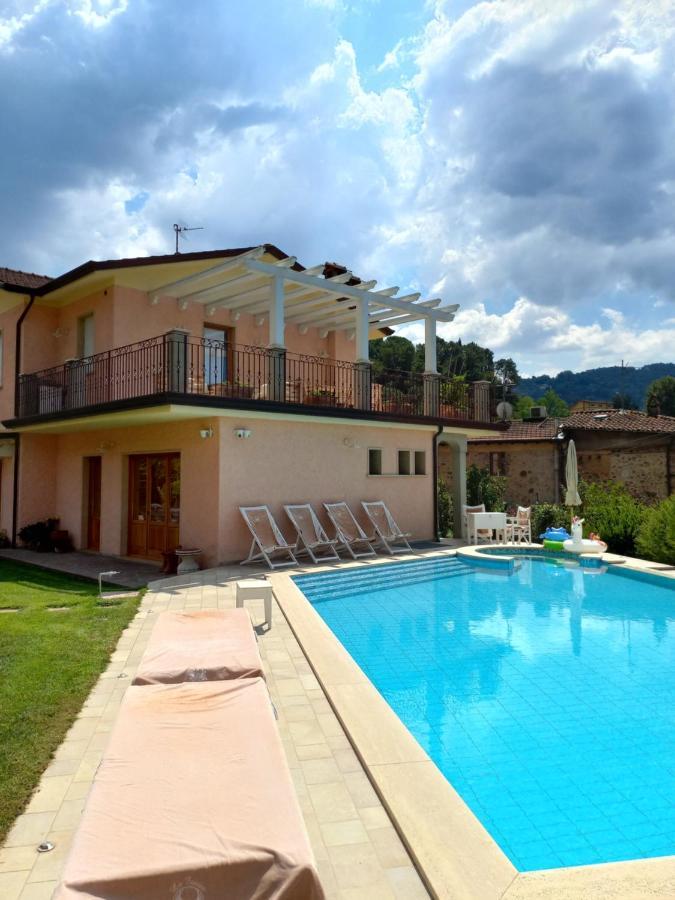Villa Ester كامايوري المظهر الخارجي الصورة
