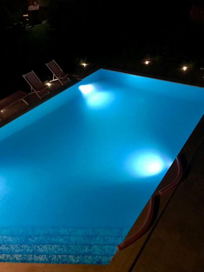 Villa Ester كامايوري المظهر الخارجي الصورة